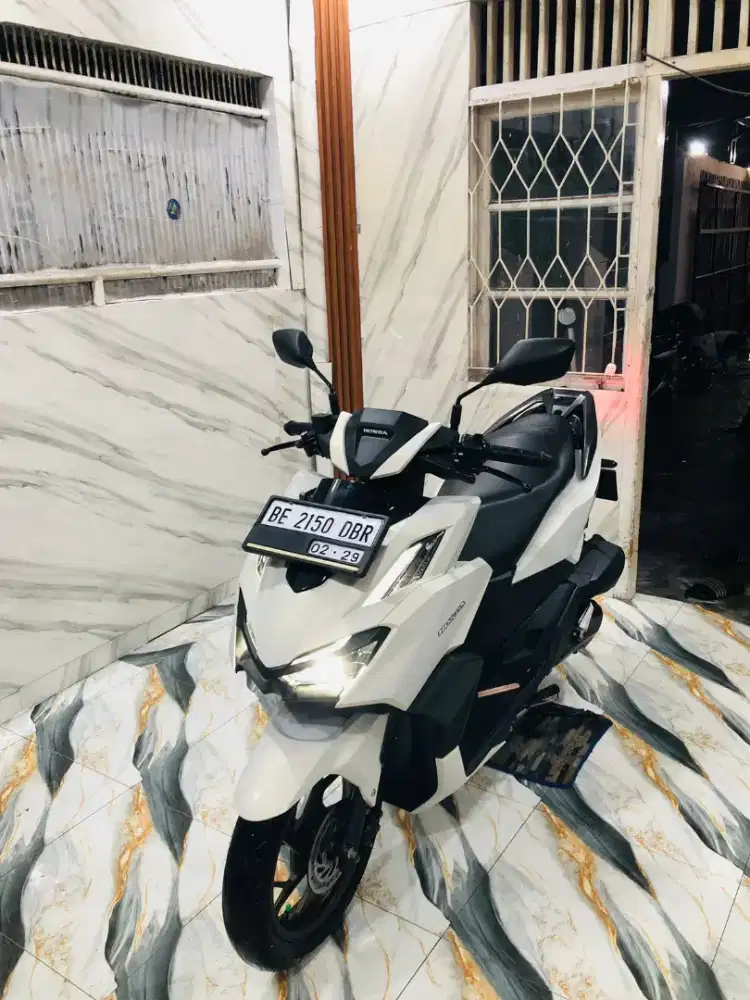 VARIO NEW 160 ISTIMEWA 2025 Pajak Hidup