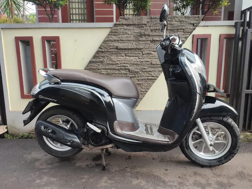HONDA SCOOPY STYLISH TAHUN 2018 PAJAK HIDUP