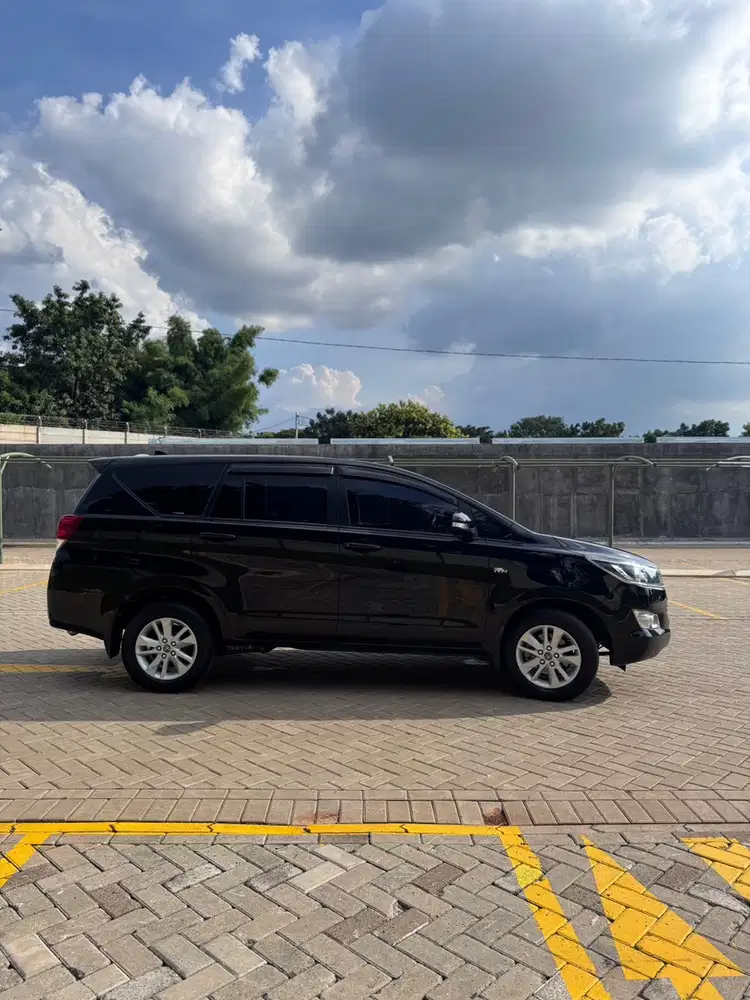 Toyota Kijang Innova 2017 Bensin