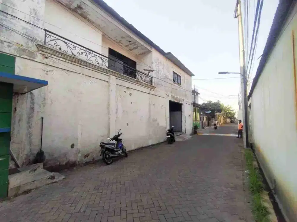 Jual Gudang Ploso baru tinggi gudang 7 meter akses ban double