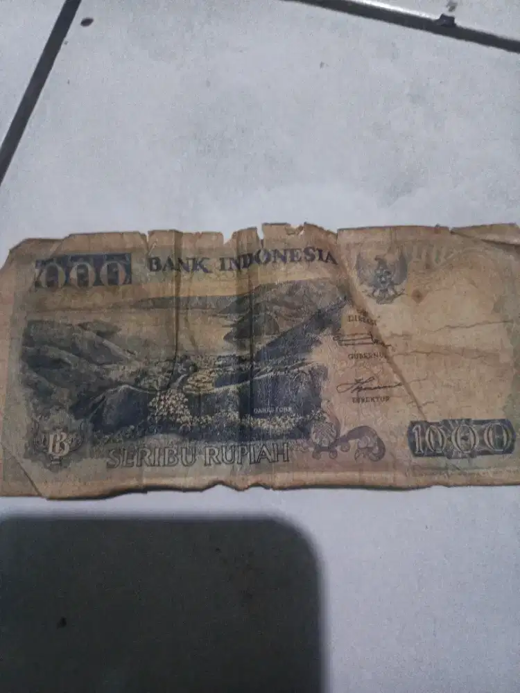 Dijual uang kertas lama Rp.1000 tahun 1992 (300rb)