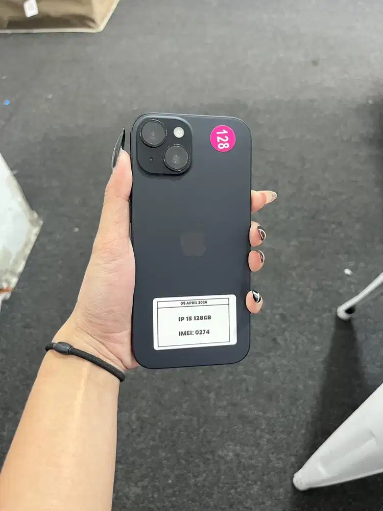iphone 15 128GB fullset mulus nominus terima tt cod kredit