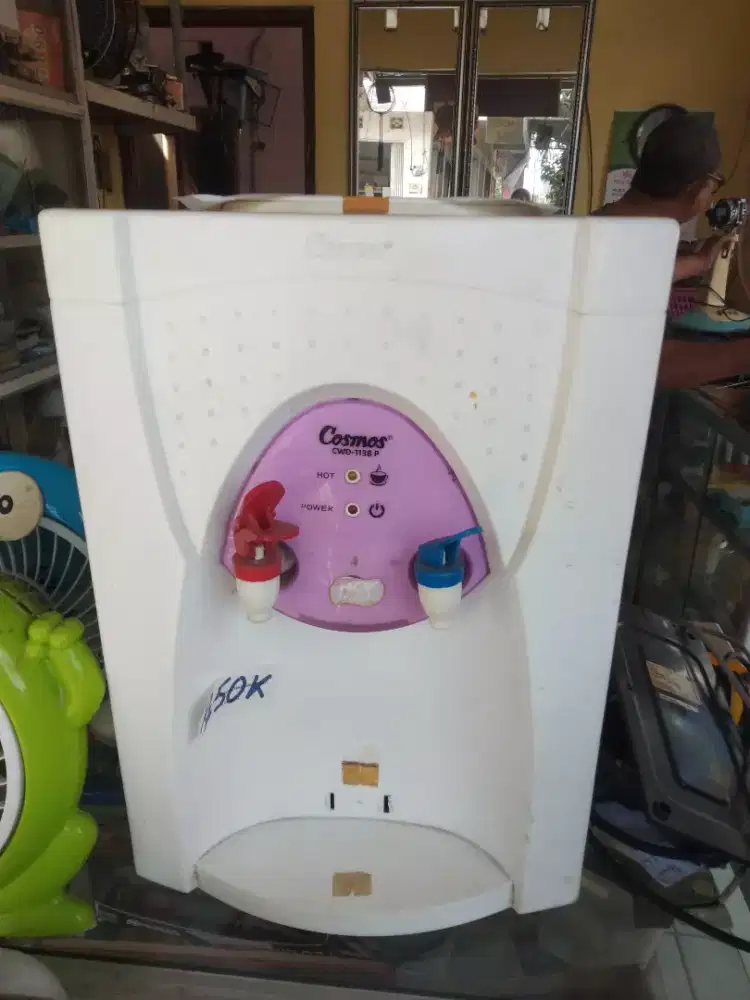 Dispenser hot n normal cosmos