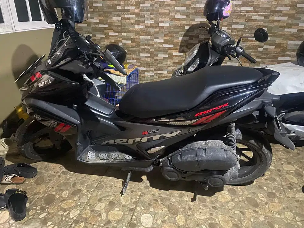 Jual Aerox hitam