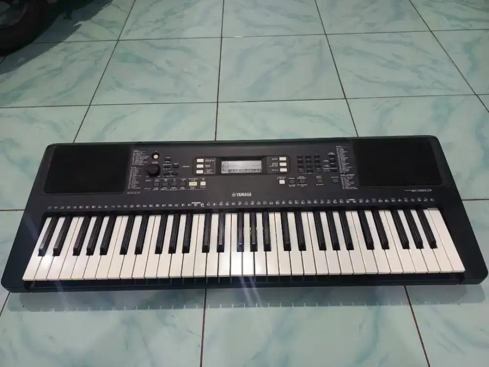 Yamaha psr e 363