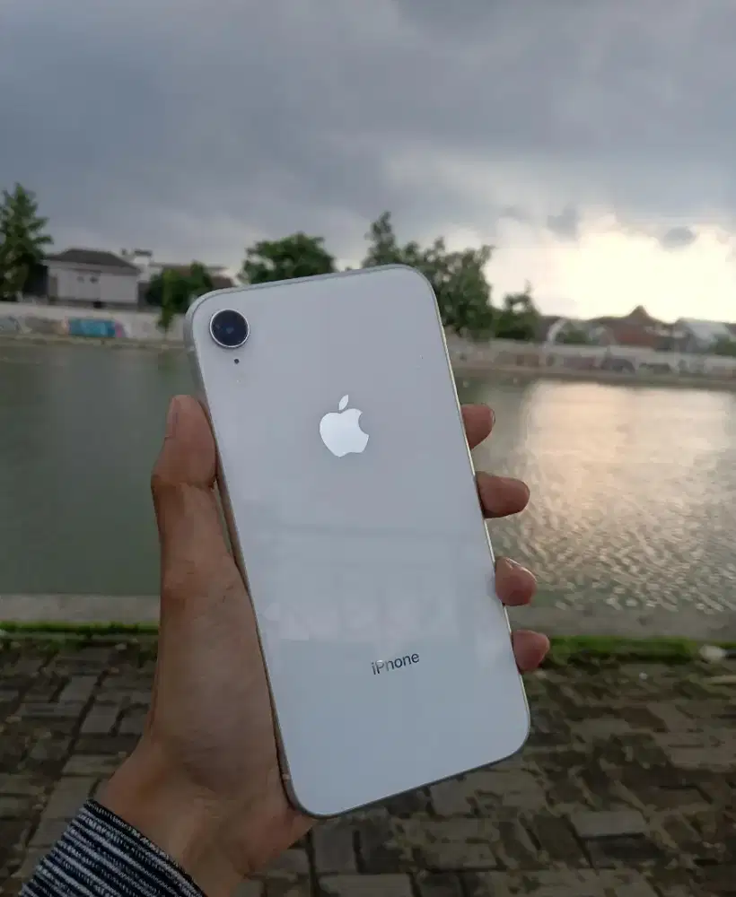 iPhone xr 64 fullset