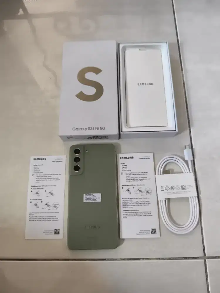 Samsung s21 fe 5G 8/256 olive sein