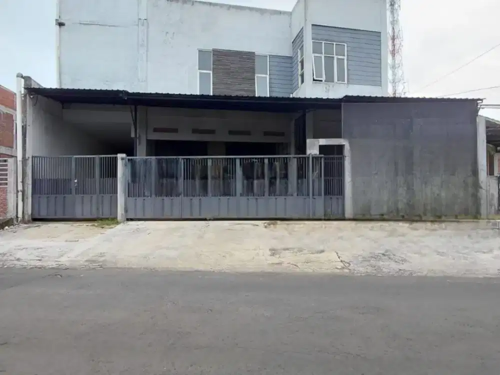 Dijual Ruang Usaha + Kos Dekat Kampus Binus di Tirtomoyo Malang