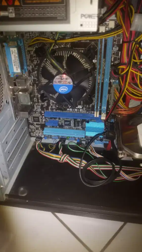 CPU ONLY intel core i3 gen2 tinggal internetan  untuk pemula