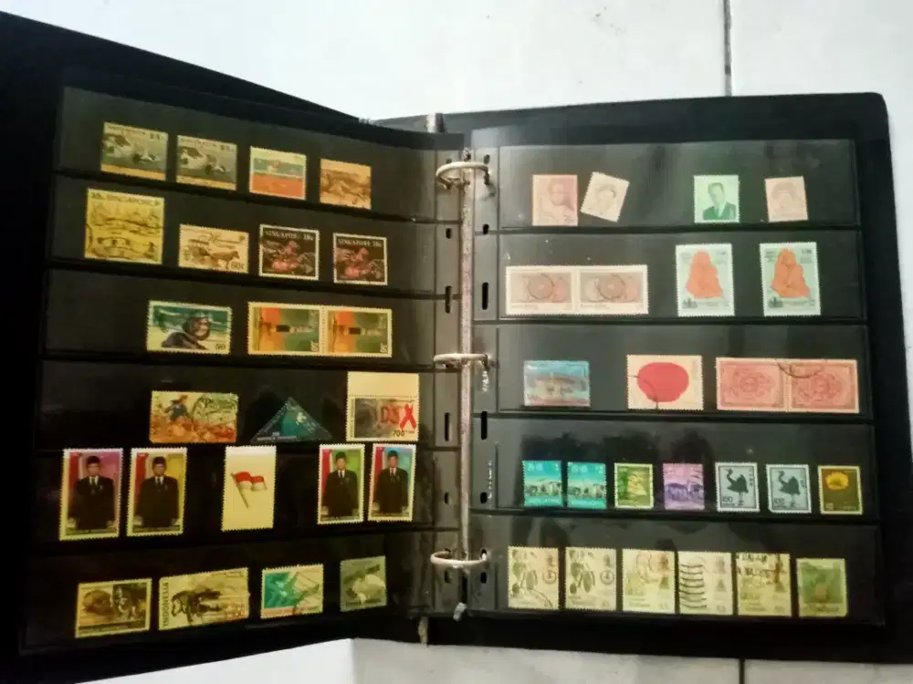 Perangko lama Indonesia