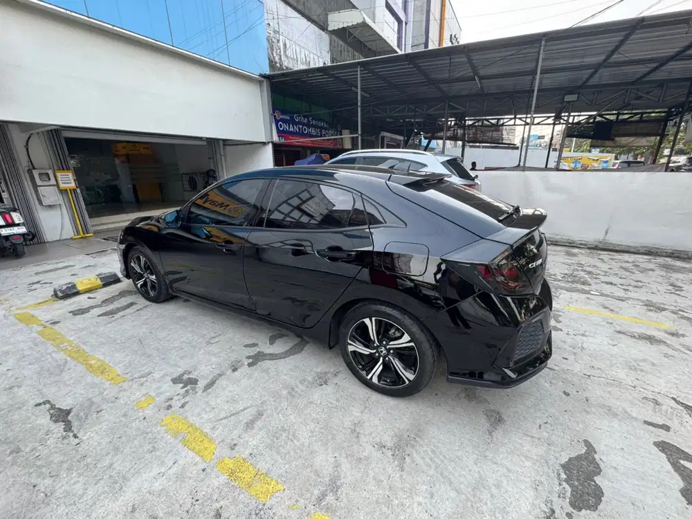 Honda Civic Hatchback Turbo 2018 Bensin