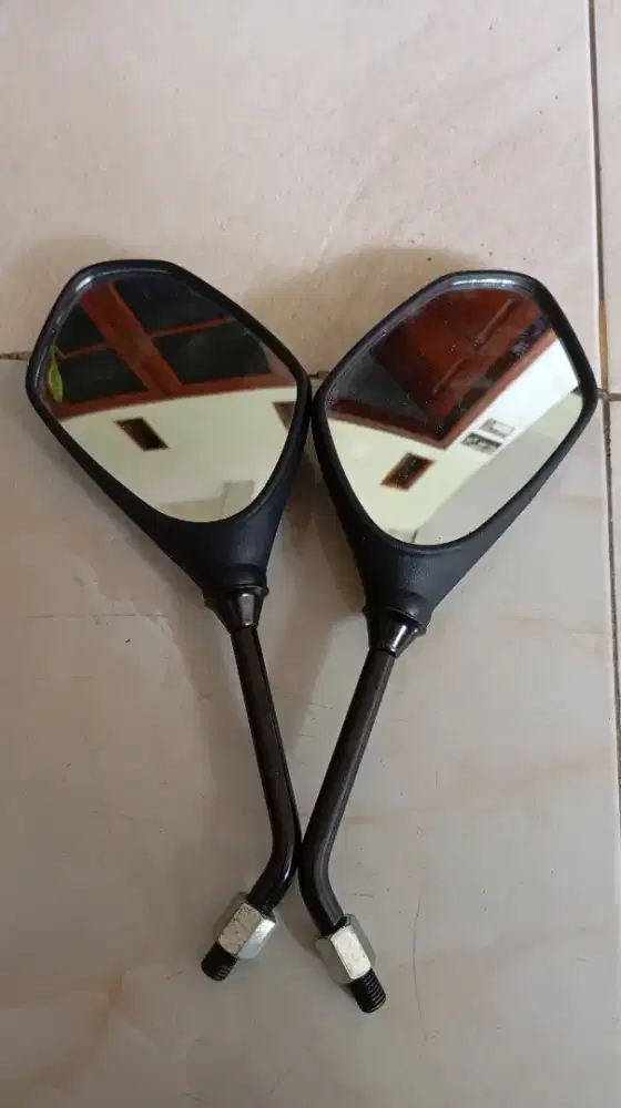 Kaca spion motor Yamaha ( ORI )