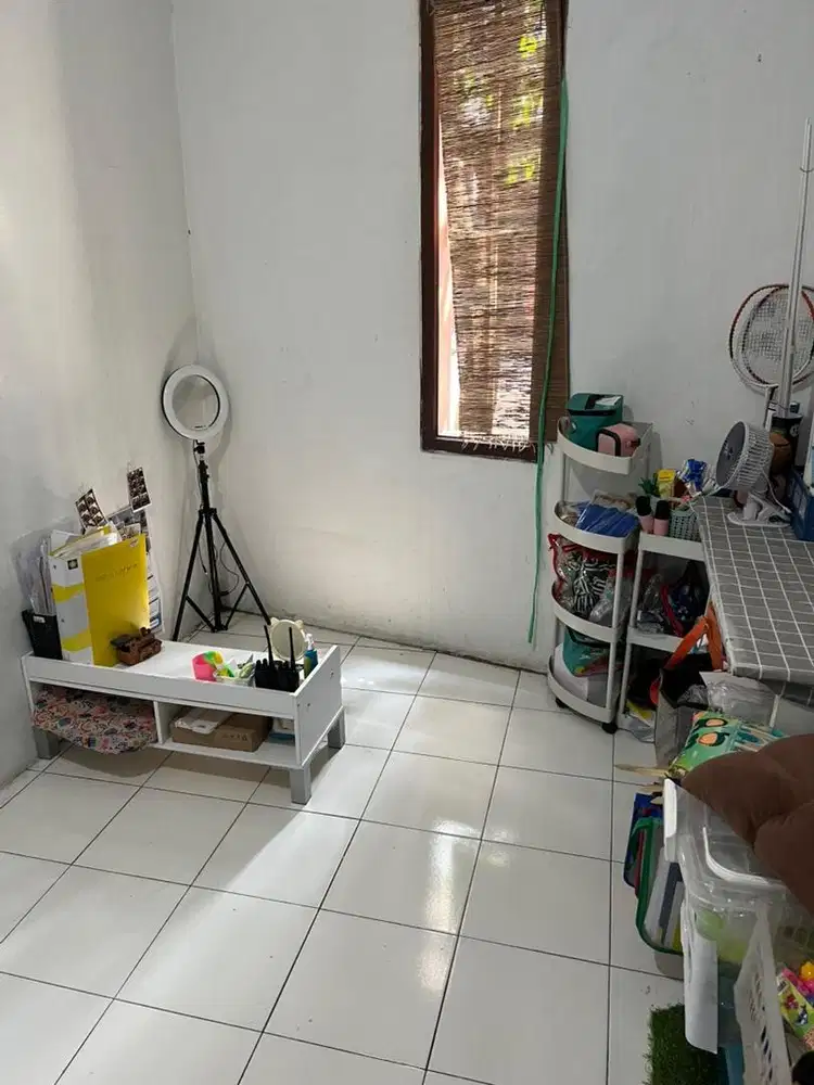 Dicari Administrasi di bidang pengadaan ATK dan Trophy/piala