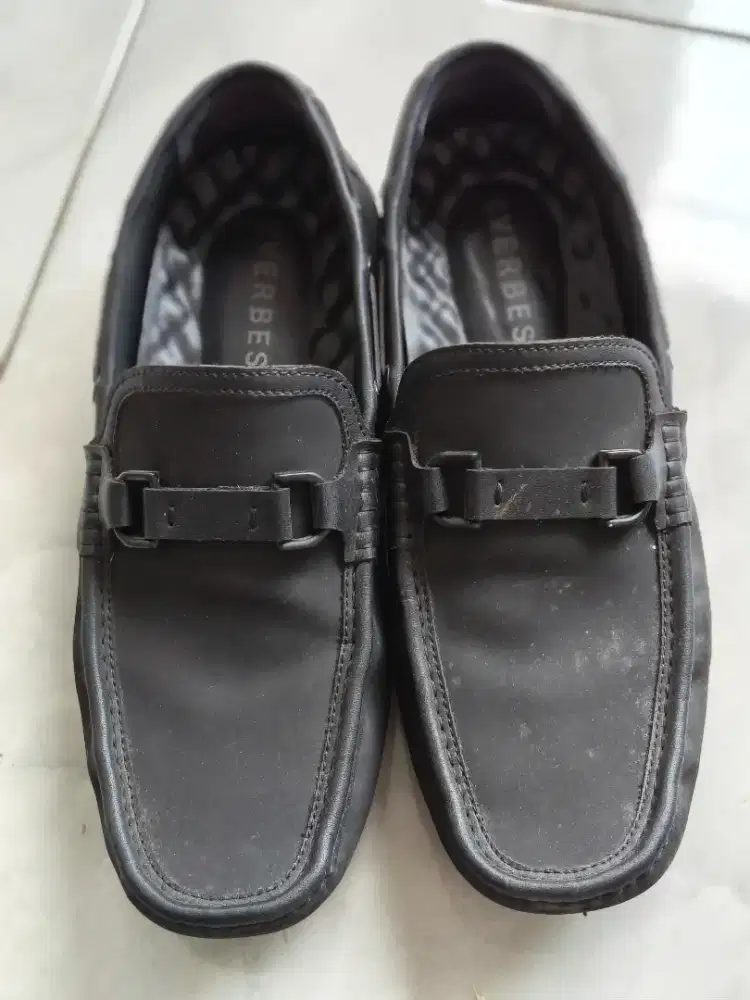 Sepatu ever best slip on 39