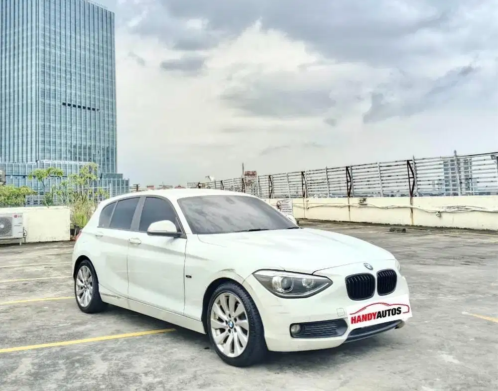 BMW 116i Tahun 2012 Automatic Putih Metalik