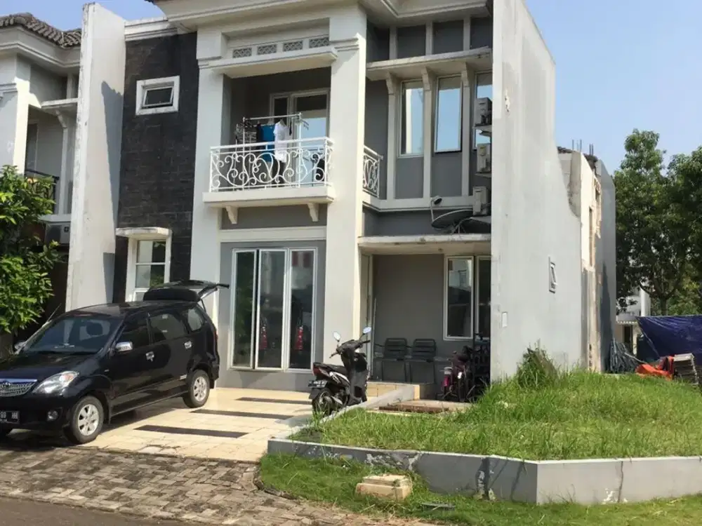 Di Jual Rumah 4BR Gading Serpong