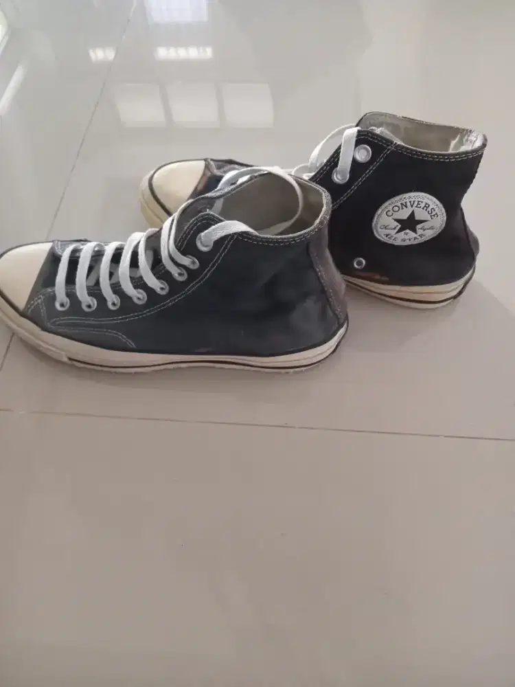 Sepatu converse