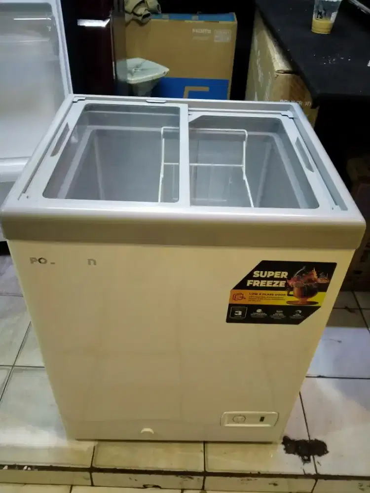 Freezer kaca 129liter