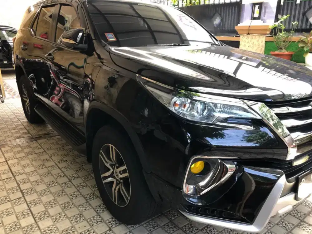 Toyota Fortuner G Diesel Matic