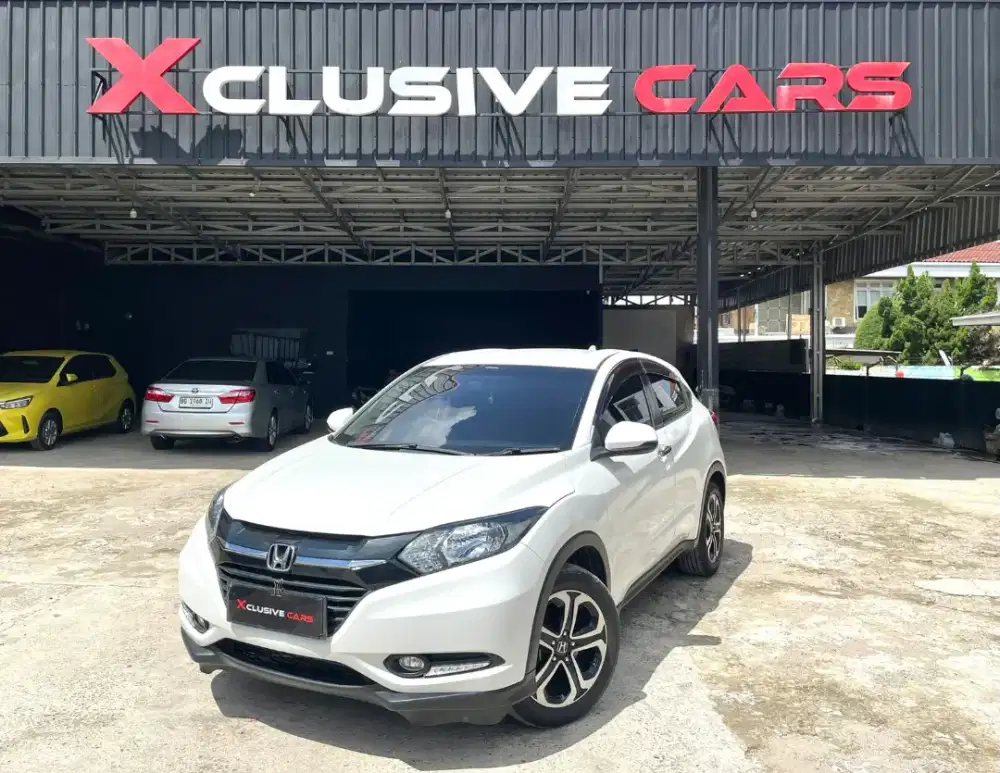 ( DP 35jt ) Honda HRV E 1.5 2017 Automatic, Vipcars