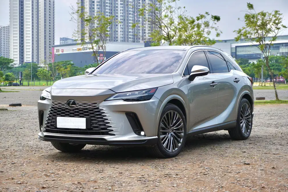 Lexus RX350h Hybrid
Facelift Luxury A25A-FXS 2023