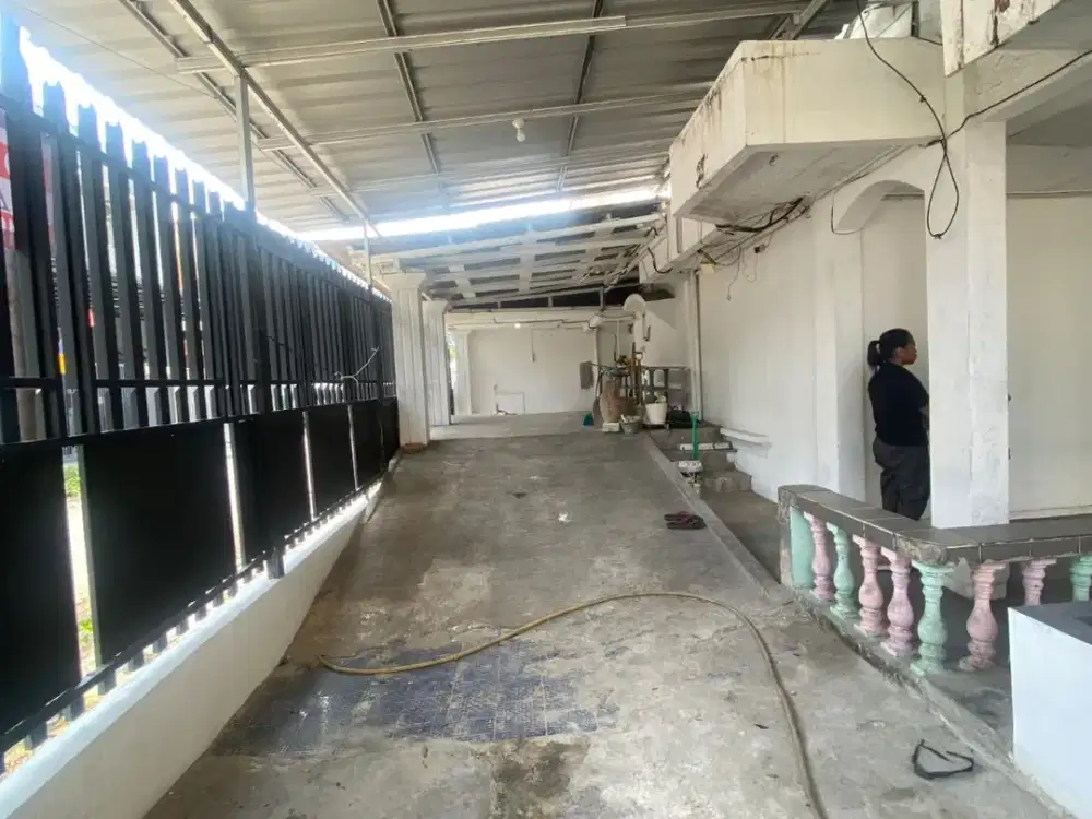 Murah !! DIJUAL RUMAH 2 LANTAI DI KELAPA GADING PLONG TANPA SEKAT