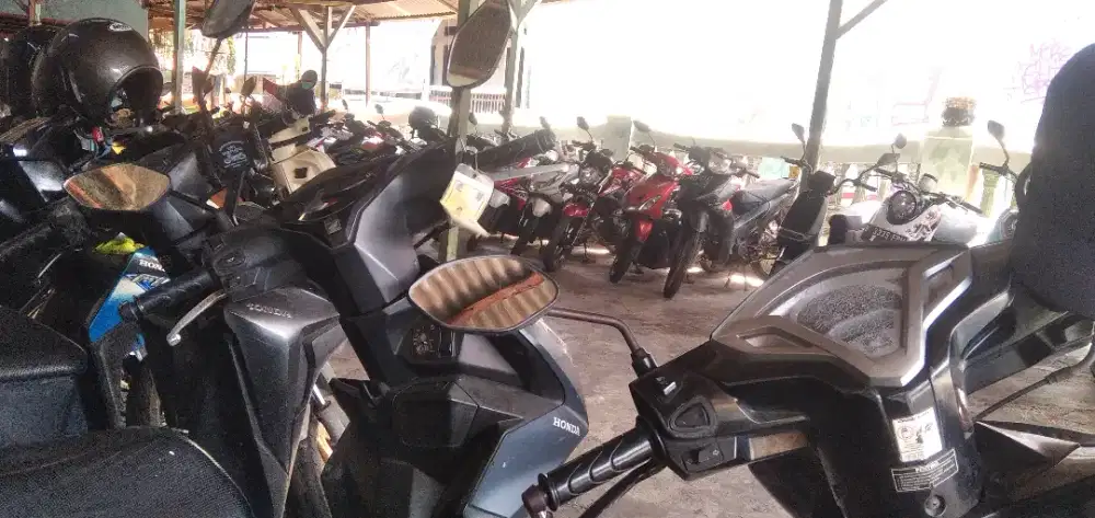 Penitipan Motor Stasiun Tambun Kp. Kobak