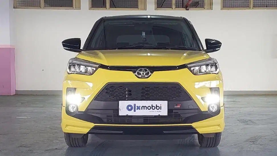 DP MURAH Toyota Raize 1.0 GR Sport Two Tone Bensin-AT  CAKVD