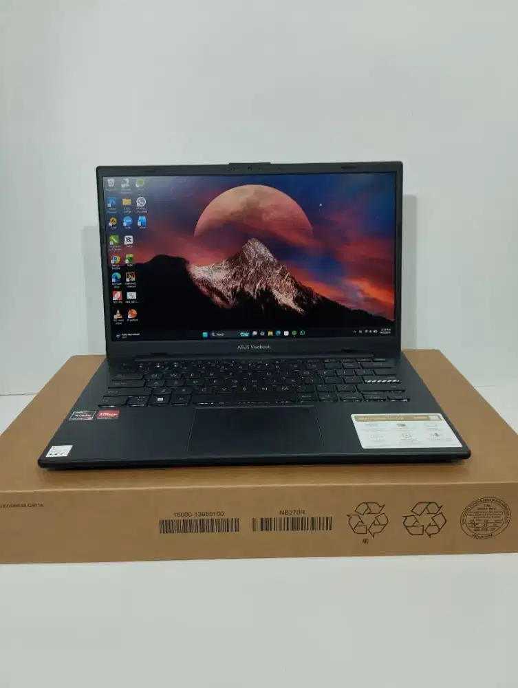 LAPTOP ASUS VIVOBOOK E1404F