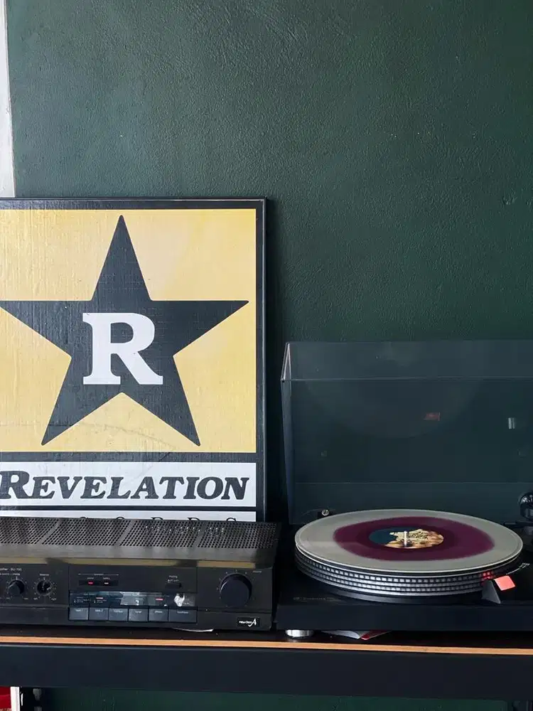 Turntable Technics SL-2000 black & Amplifier technics su-700