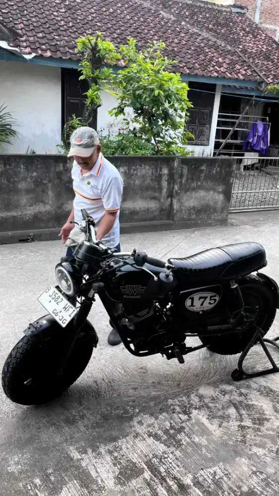 Kawasaki W175 SE tahun 2018 Ganteng