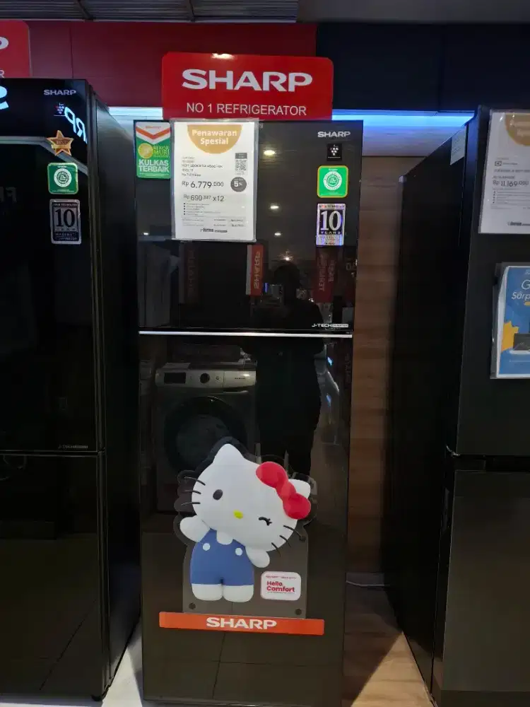 Kulkas SHARP 352 liter