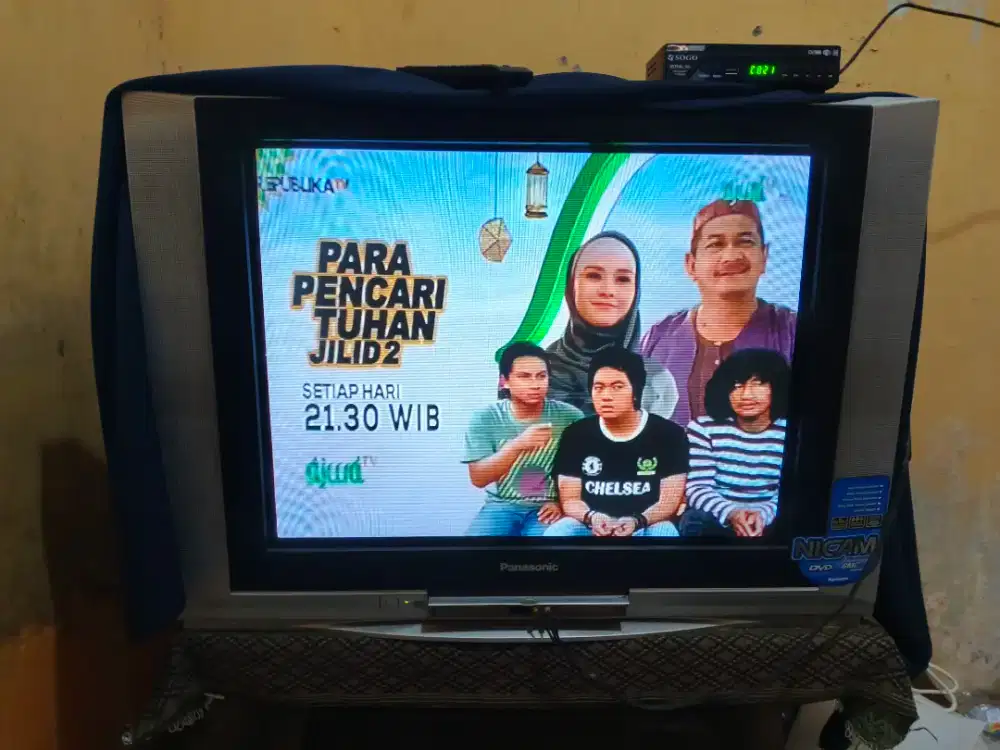 Panasonic 29 Inch Orian + STB dan Antena