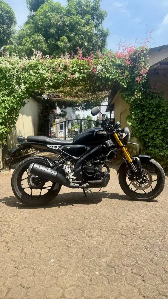 YAMAHA XSR 2023 KONDISI PRIMA LOW KM