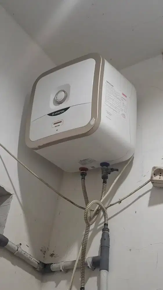 Ariston water heater