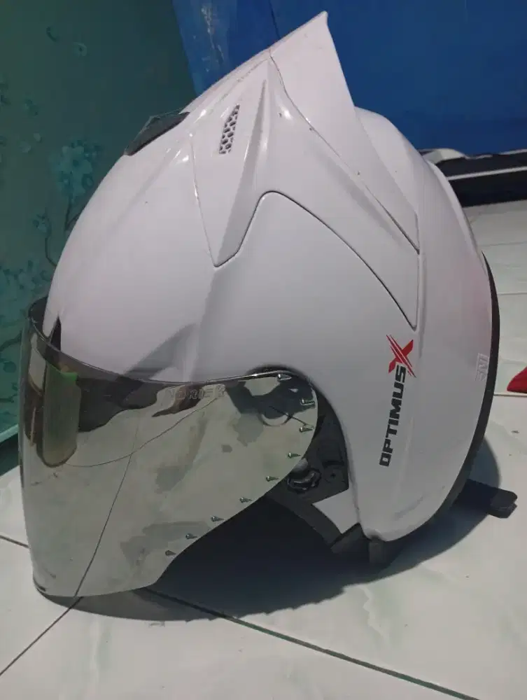 Helm Ganteng Optimus X