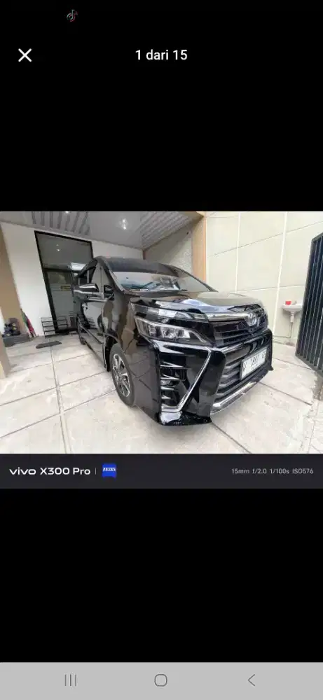Toyota voxy 2018