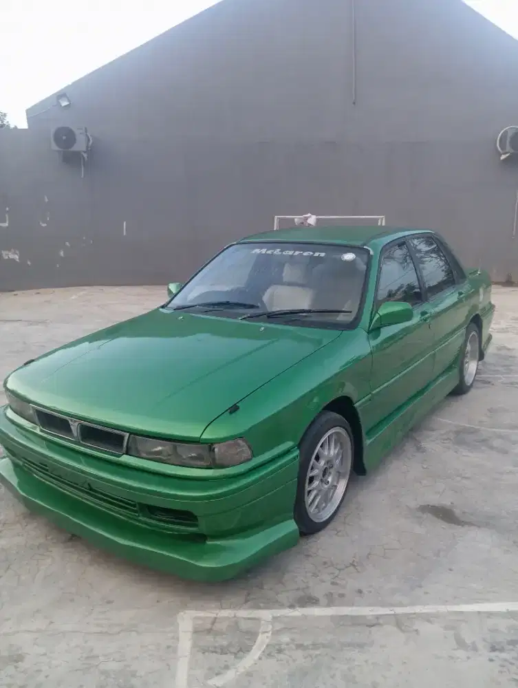 Mitsubishi Eterna 1992 Bensin