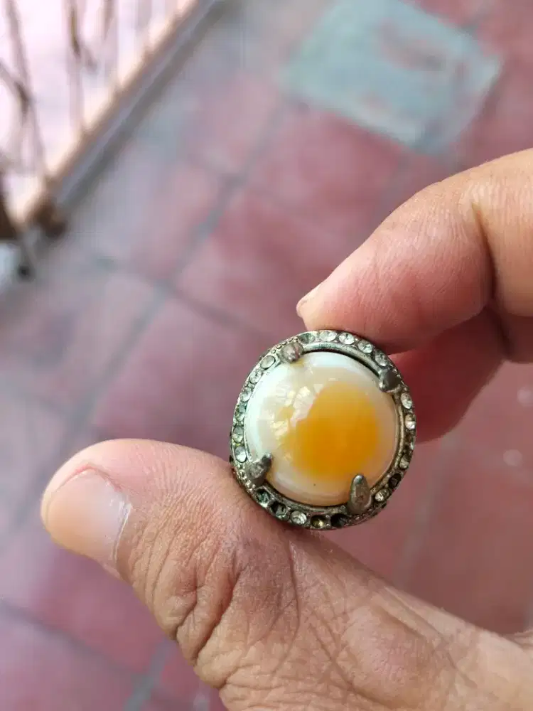 Cincin akik motif telor