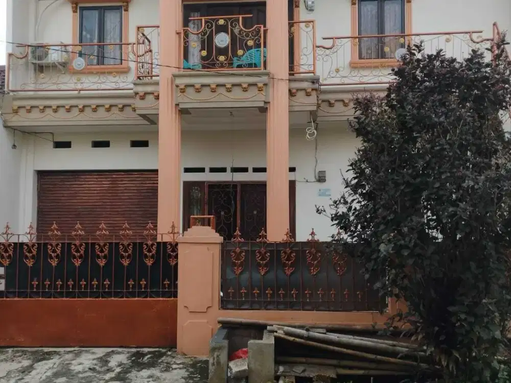 Rumah Plus Kost an Full Terisi di Pamulang Permai