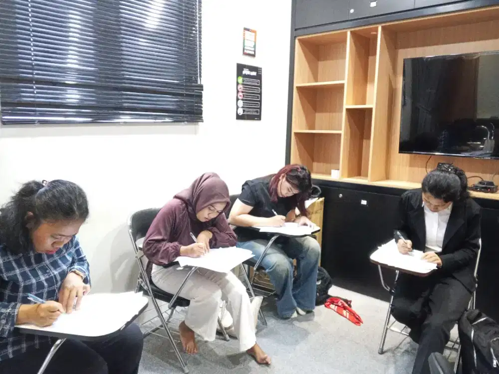 Loker receptionist dan therapy