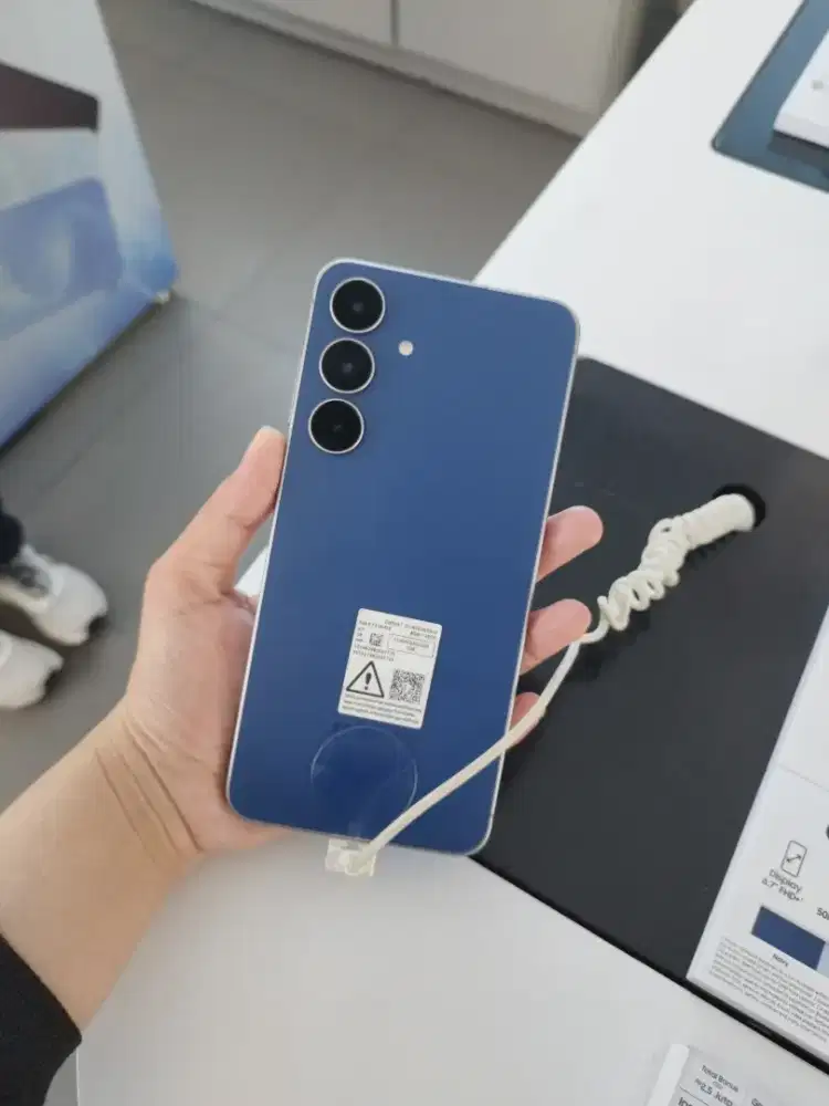 SAMSUNG GALAXY S25 FE 5G