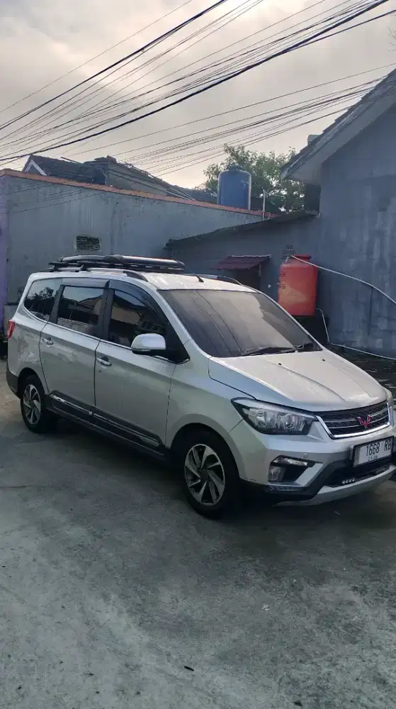 Mobil Wuling confero s 1.5 L