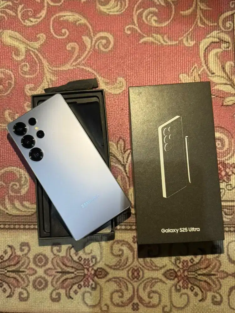 Samsung S25Ultra 12/512 GB Fullset original Mulus