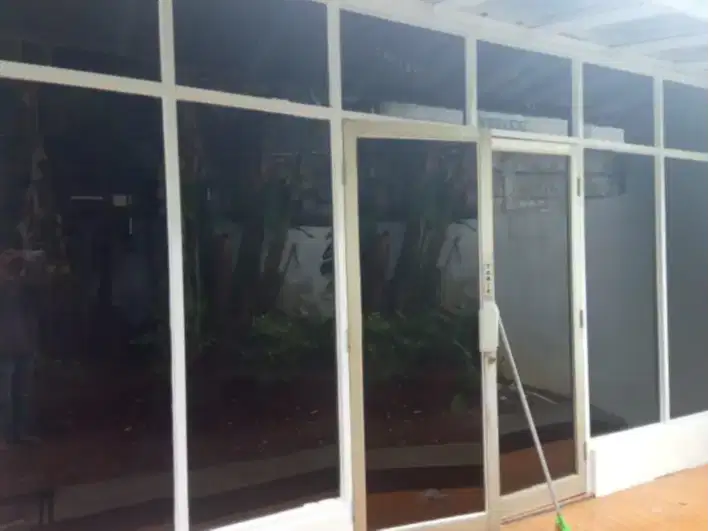 Kaca film murah berkualitas rapi panggilan ke rumah kantor gedung