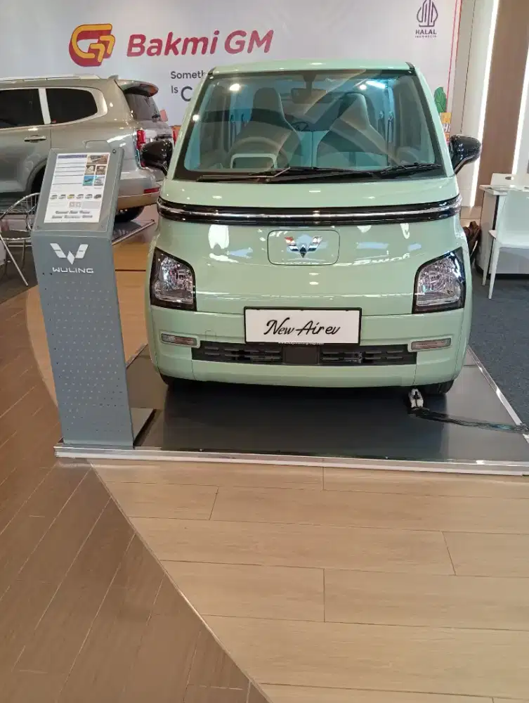 PROMO WULING AIR EV LITE 300KM , GARANSI RESMI READY STOK