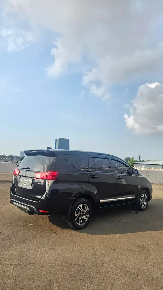 Toyota Kijang Innova 2022 Bensin