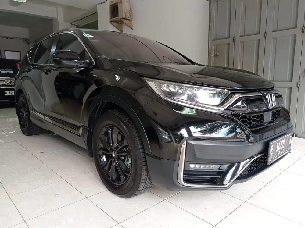 Honda Crv 1.5 turbo prestice (black edition) at 2022 hitam mutiara.