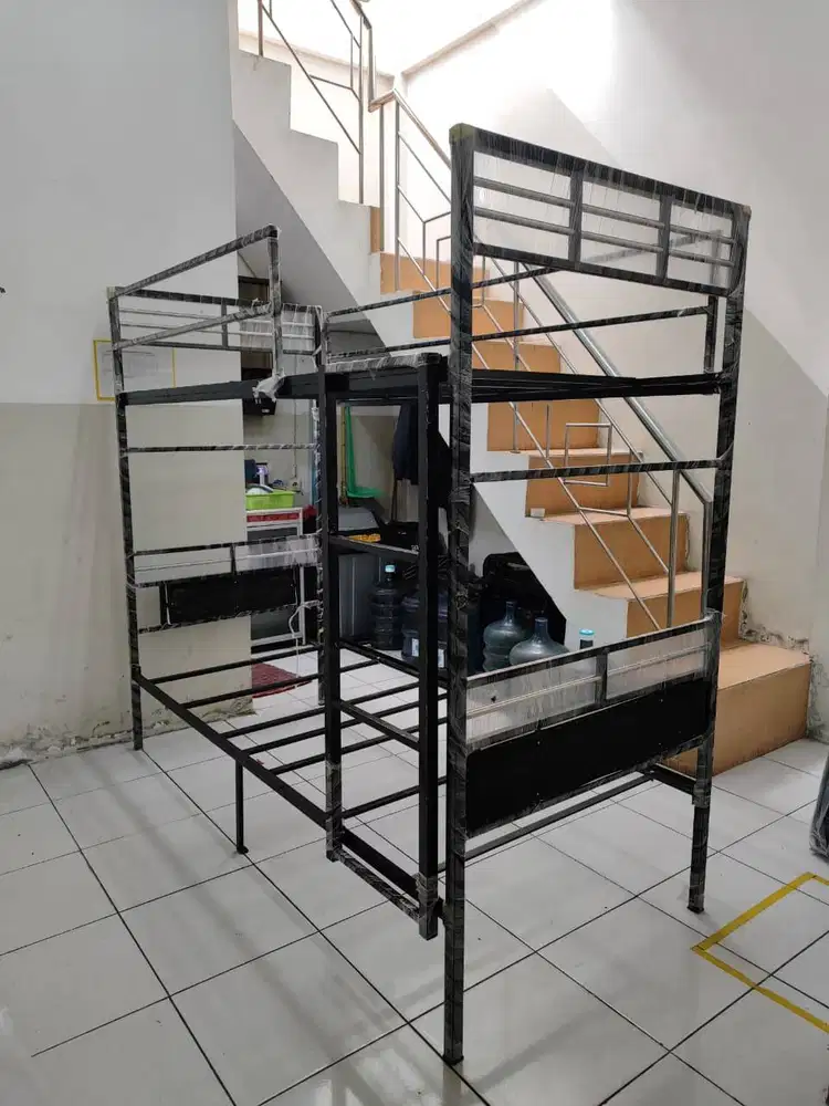 RANJANG SUSUN DENGAN 1 KASUR