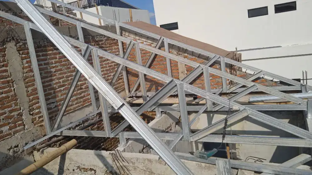 Pemasangan baja ringan